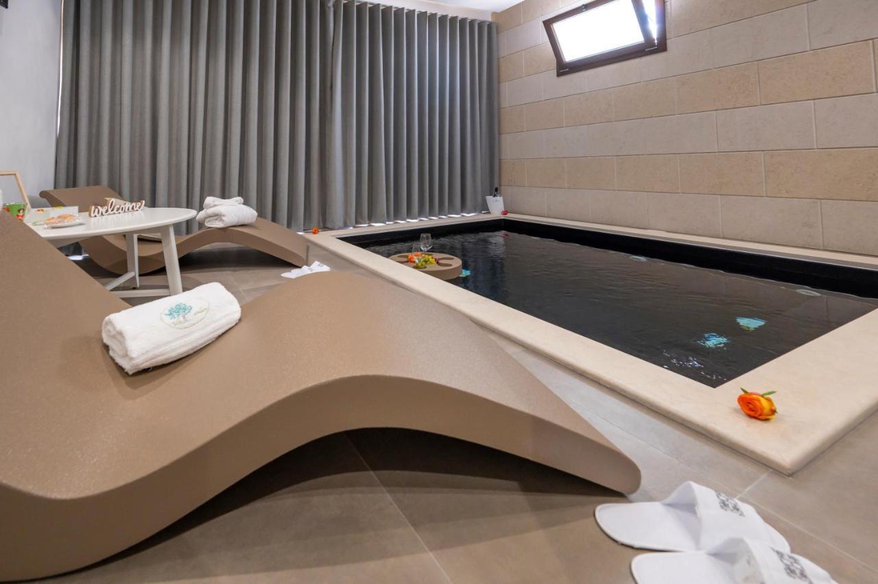 Villa Carmiano Luxury Bedrooms In Avola In The Province Of Syracuse With Spa And Swimming Pool And Wonderful Seaview Exterior foto