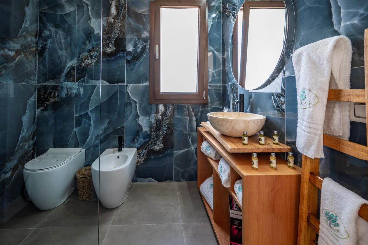 Villa Carmiano Luxury Bedrooms In Avola In The Province Of Syracuse With Spa And Swimming Pool And Wonderful Seaview Exterior foto