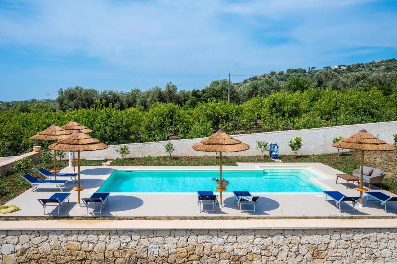 Villa Carmiano Luxury Bedrooms In Avola In The Province Of Syracuse With Spa And Swimming Pool And Wonderful Seaview Exterior foto